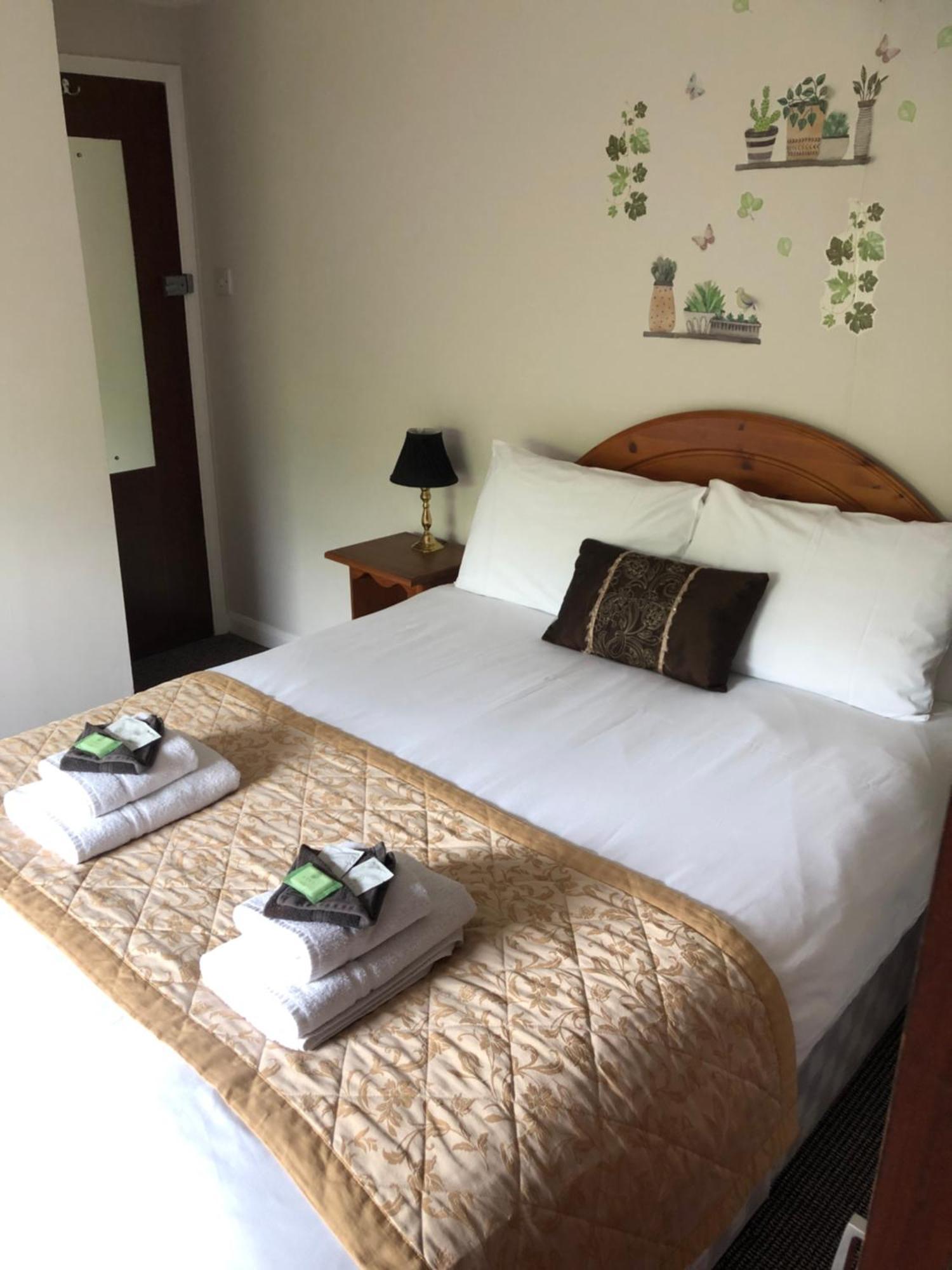 Fairways Guest House CBG Esterno foto